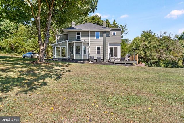 1071 HAMMONDS MILL RD, Hedgesville, WV 25427