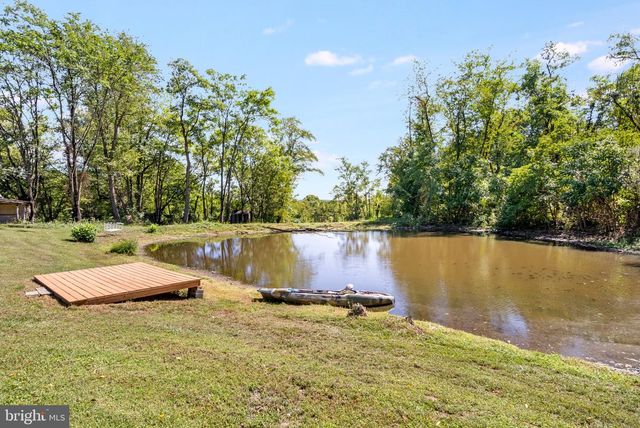 1071 HAMMONDS MILL RD, Hedgesville, WV 25427