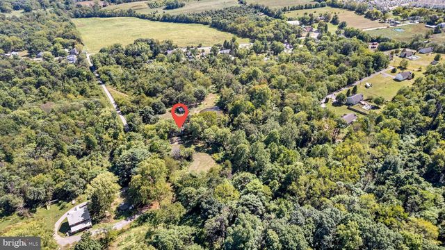1071 HAMMONDS MILL RD, Hedgesville, WV 25427