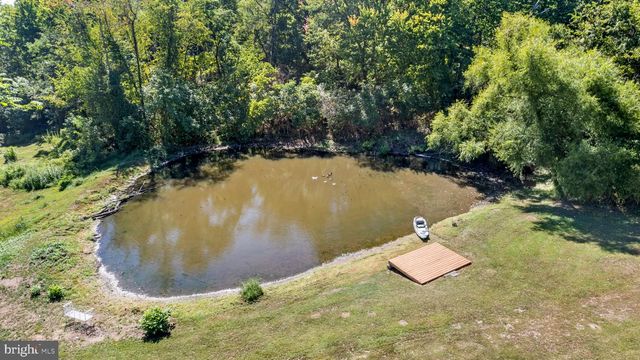 1071 HAMMONDS MILL RD, Hedgesville, WV 25427