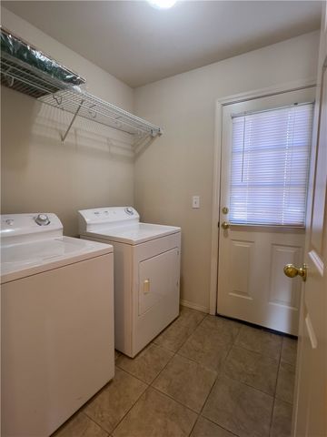 4102 - 2 SW Broadstone Avenue, Bentonville, AR 72712