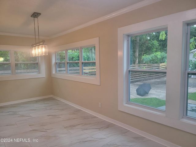 2531 LAKE SHORE Boulevard, Jacksonville, FL 32210