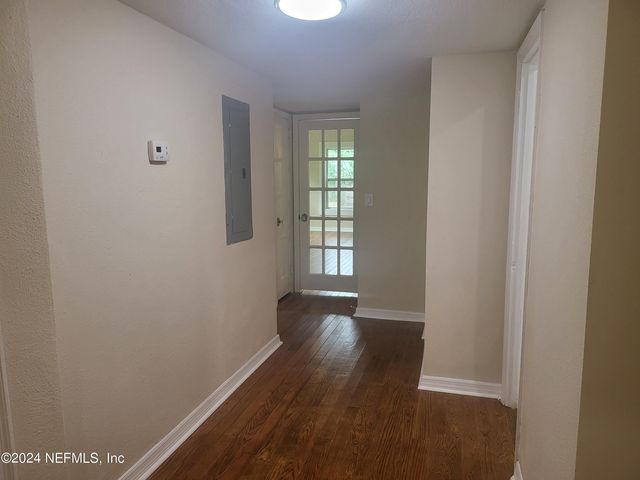 2531 LAKE SHORE Boulevard, Jacksonville, FL 32210