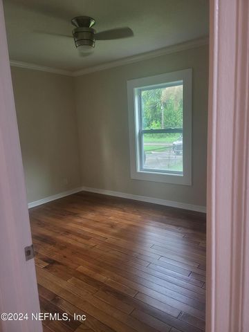 2531 LAKE SHORE Boulevard, Jacksonville, FL 32210