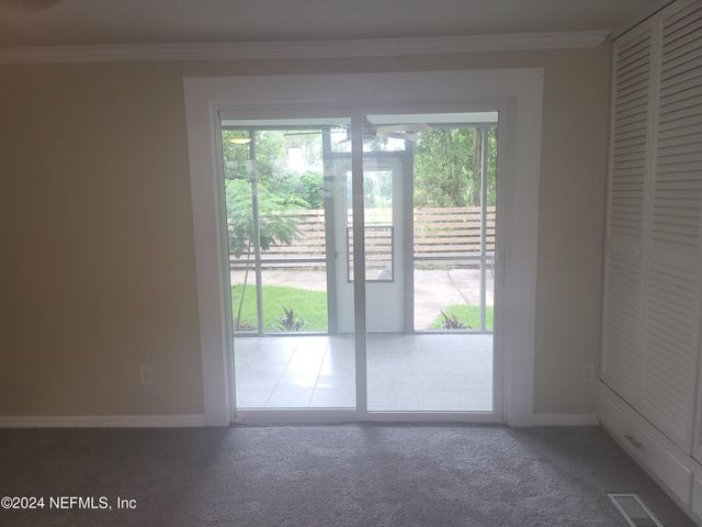 2531 LAKE SHORE Boulevard, Jacksonville, FL 32210