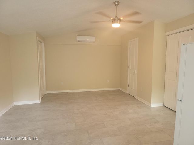 2531 LAKE SHORE Boulevard, Jacksonville, FL 32210