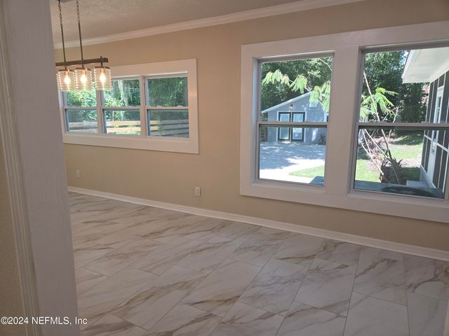 2531 LAKE SHORE Boulevard, Jacksonville, FL 32210