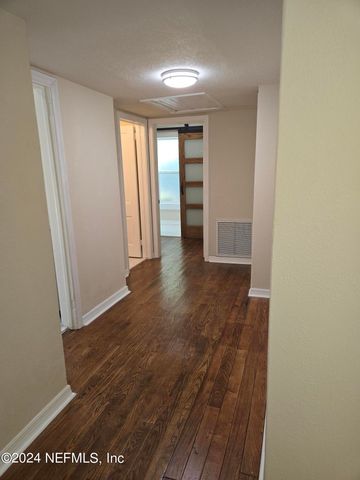 2531 LAKE SHORE Boulevard, Jacksonville, FL 32210