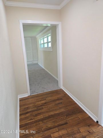 2531 LAKE SHORE Boulevard, Jacksonville, FL 32210