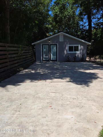 2531 LAKE SHORE Boulevard, Jacksonville, FL 32210