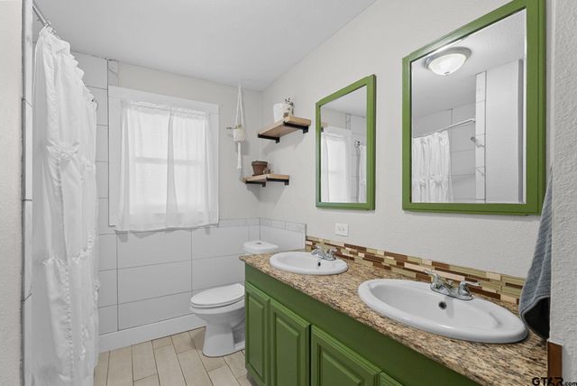 319 E 1st Street, Tyler, TX 75701