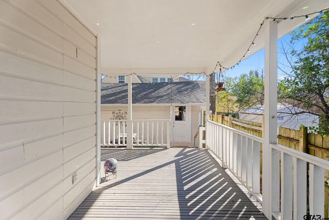 319 E 1st Street, Tyler, TX 75701