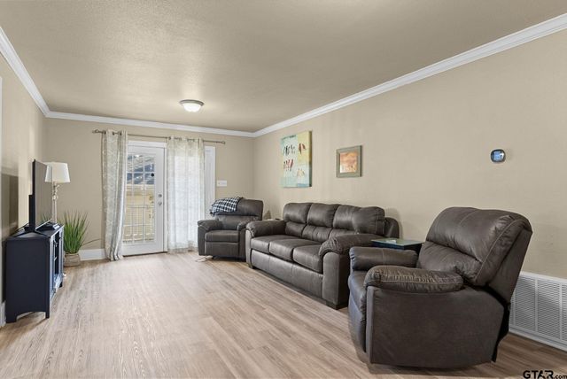 319 E 1st Street, Tyler, TX 75701