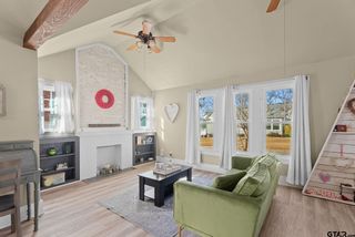 319 E 1st Street, Tyler, TX 75701