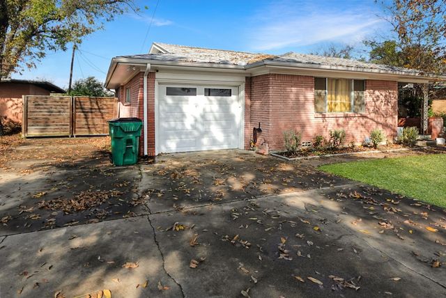 403 W Tarleton Street, Stephenville, TX 76401