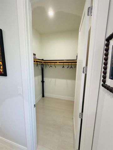 8288 NW 44th Terrace, Doral, FL 33166