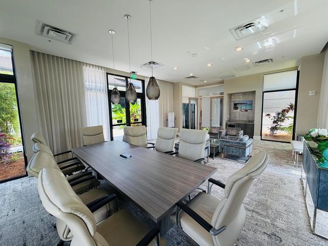 8288 NW 44th Terrace, Doral, FL 33166