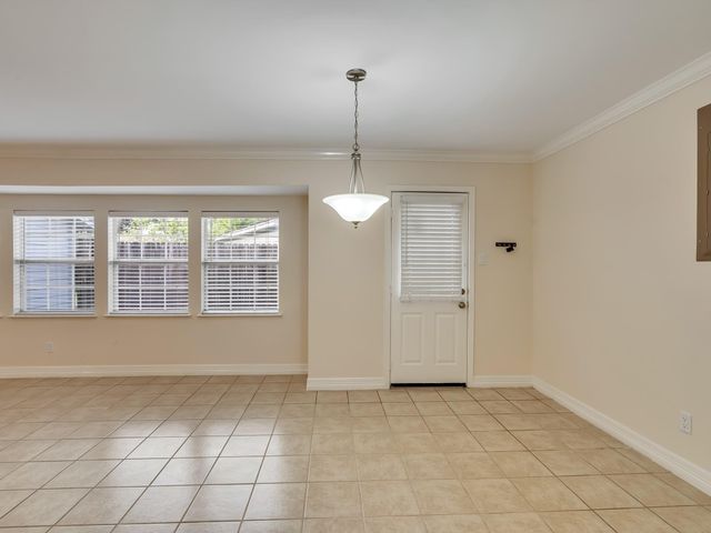 5623 Winding Way Drive, Houston, TX 77091