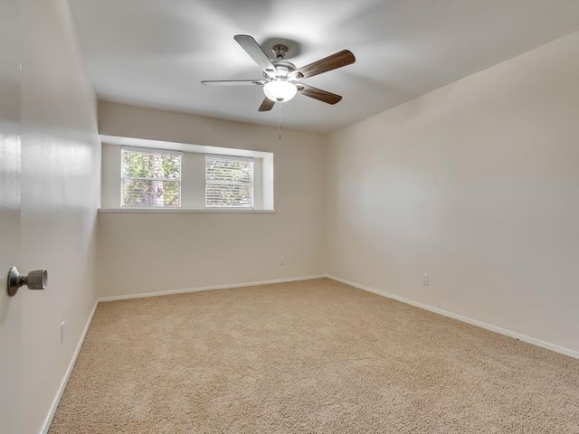 5623 Winding Way Drive, Houston, TX 77091