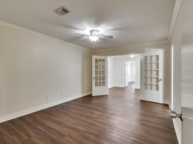 5623 Winding Way Drive, Houston, TX 77091