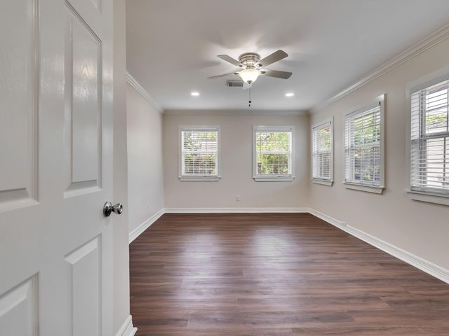 5623 Winding Way Drive, Houston, TX 77091