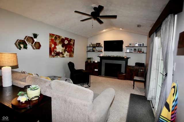 1531 Winding Creek Trail, Brownsburg, IN 46112