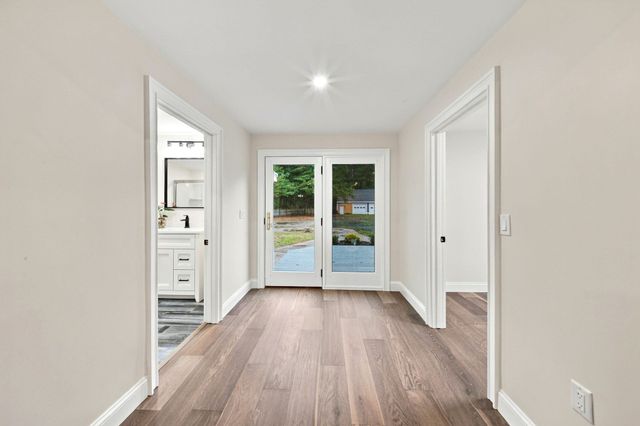 185 Marshall St, Tewksbury, MA 01876