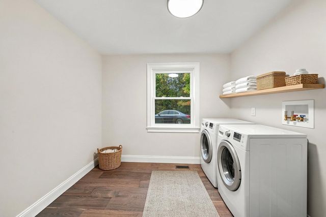 185 Marshall St, Tewksbury, MA 01876