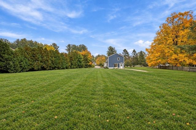 185 Marshall St, Tewksbury, MA 01876