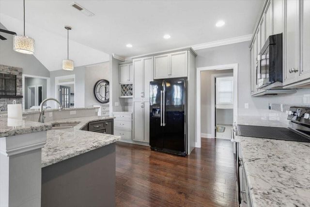 6201 Breezy Hollow Lane, Harrison, TN 37341