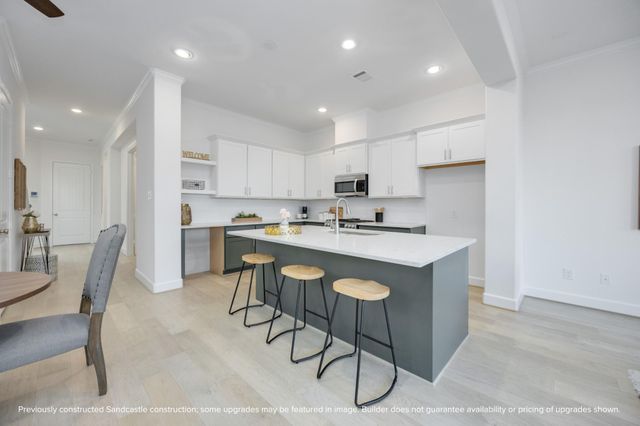 1125 E 24th Street, Houston, TX 77009