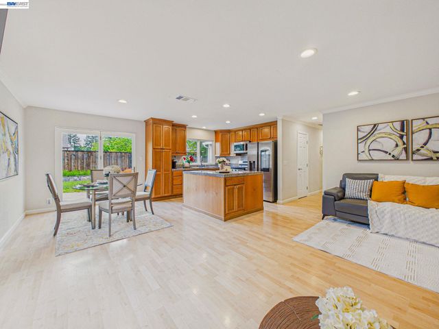 3749 Platt Ct N, Pleasanton, CA 94588