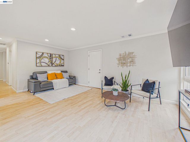 3749 Platt Ct N, Pleasanton, CA 94588