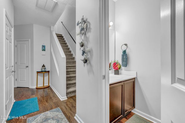 319 Cedar Island Trail, Holly Ridge, NC 28445