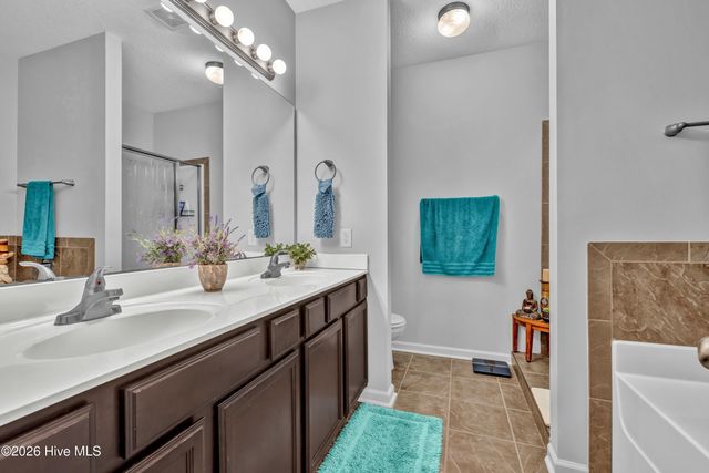 319 Cedar Island Trail, Holly Ridge, NC 28445