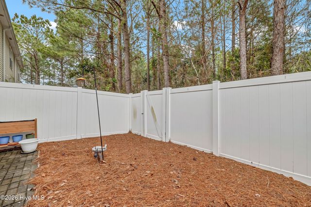 319 Cedar Island Trail, Holly Ridge, NC 28445