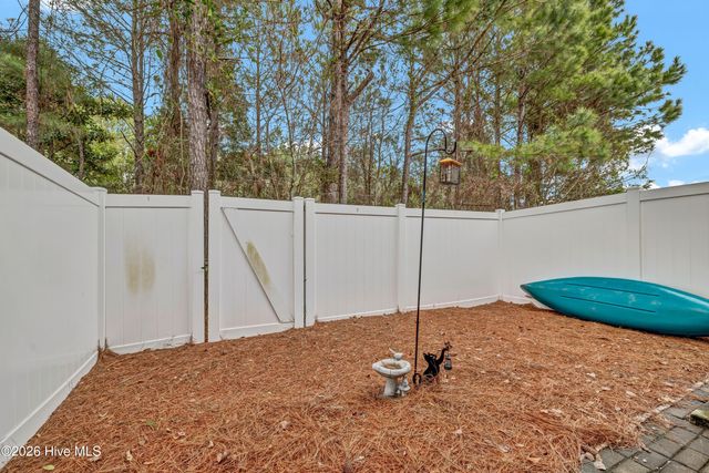 319 Cedar Island Trail, Holly Ridge, NC 28445