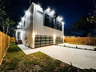 610 E 41st Street A B, Houston, TX 77022