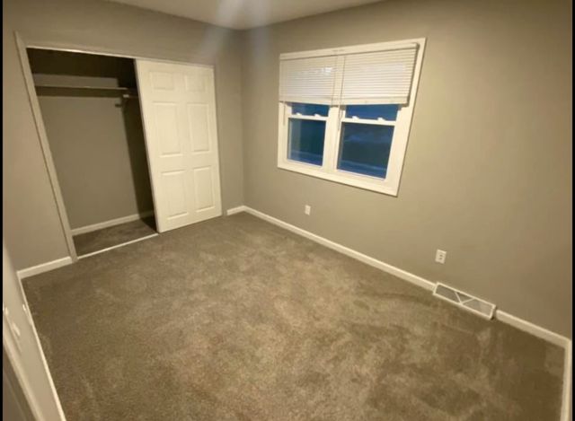 1200 - 1204 Watrous Avenue, Des Moines, IA 50315