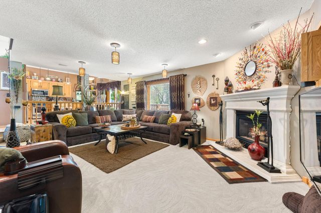 17269 80th Place N, Maple Grove, MN 55311