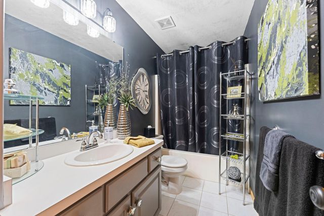 17269 80th Place N, Maple Grove, MN 55311