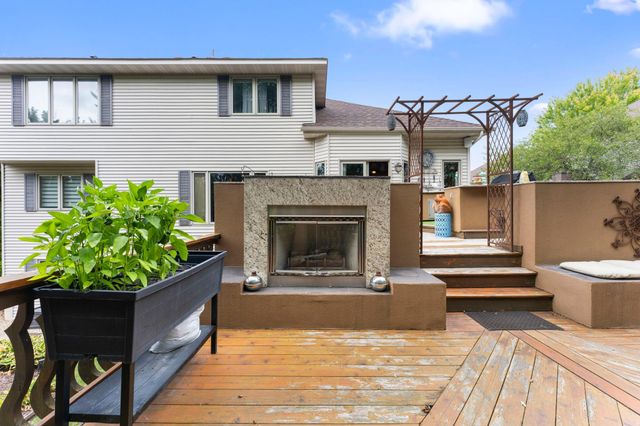 17269 80th Place N, Maple Grove, MN 55311