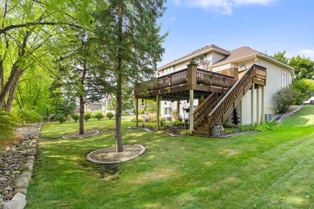 17269 80th Place N, Maple Grove, MN 55311