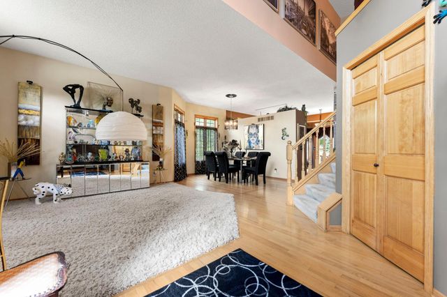 17269 80th Place N, Maple Grove, MN 55311