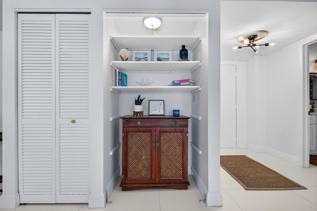 3590 S Ocean Boulevard 807, South Palm Beach, FL 33480