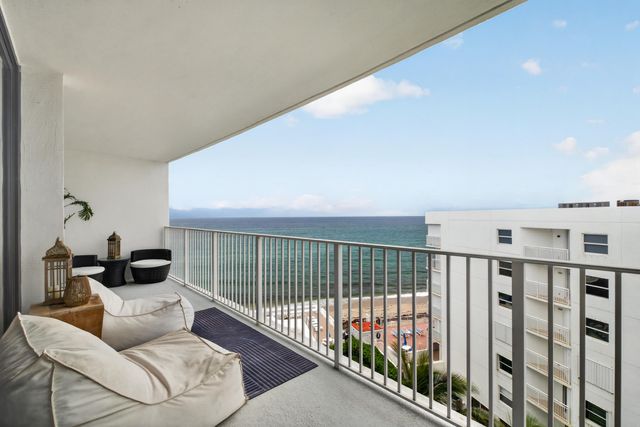 3590 S Ocean Boulevard 807, South Palm Beach, FL 33480