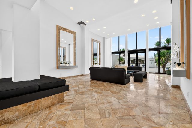 3590 S Ocean Boulevard 807, South Palm Beach, FL 33480