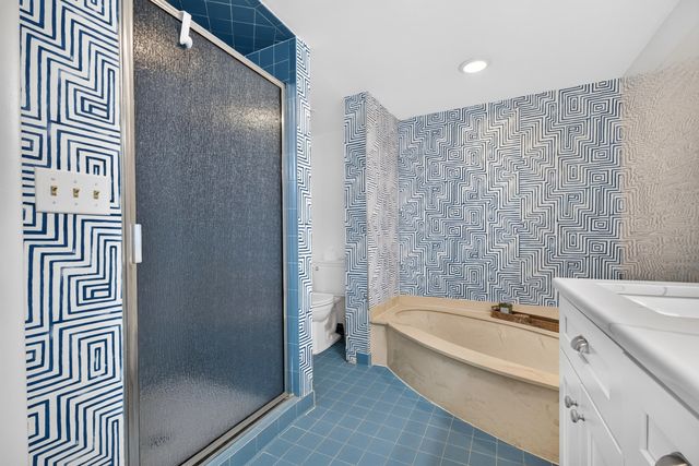 3590 S Ocean Boulevard 807, South Palm Beach, FL 33480