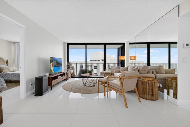 3590 S Ocean Boulevard 807, South Palm Beach, FL 33480