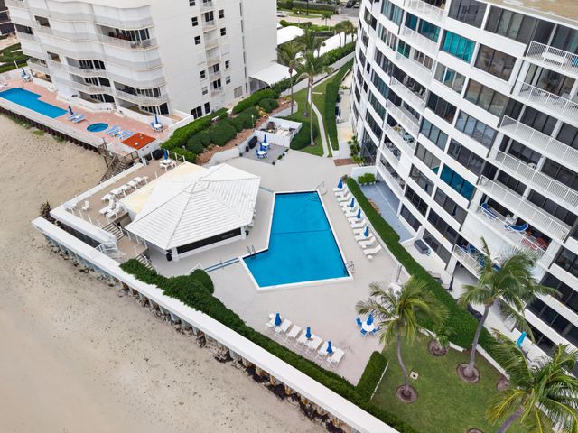 3590 S Ocean Boulevard 807, South Palm Beach, FL 33480